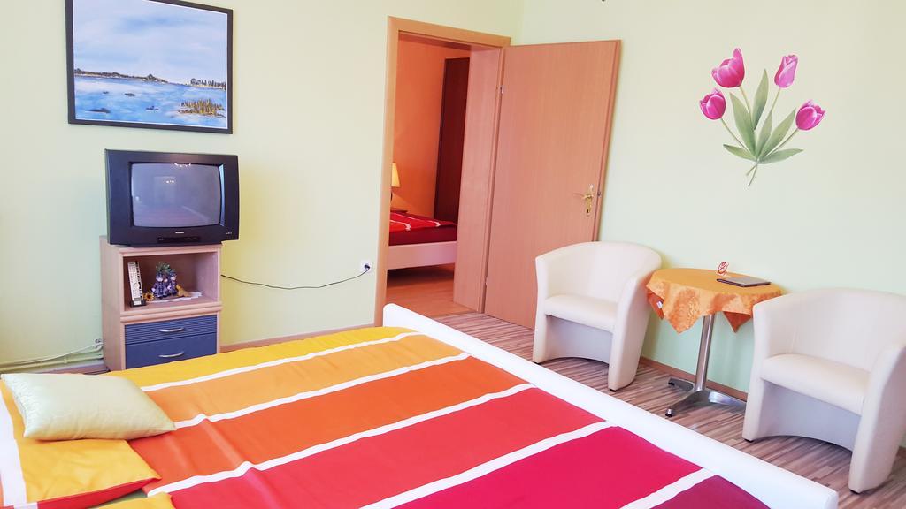 Gaestezimmer Wurm Monchhof Phòng bức ảnh